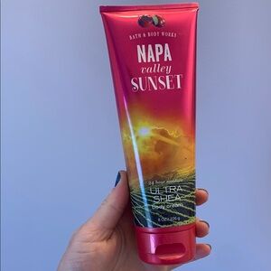 Bath & Body Works Napa Valley Sunset Body Cream - Pink